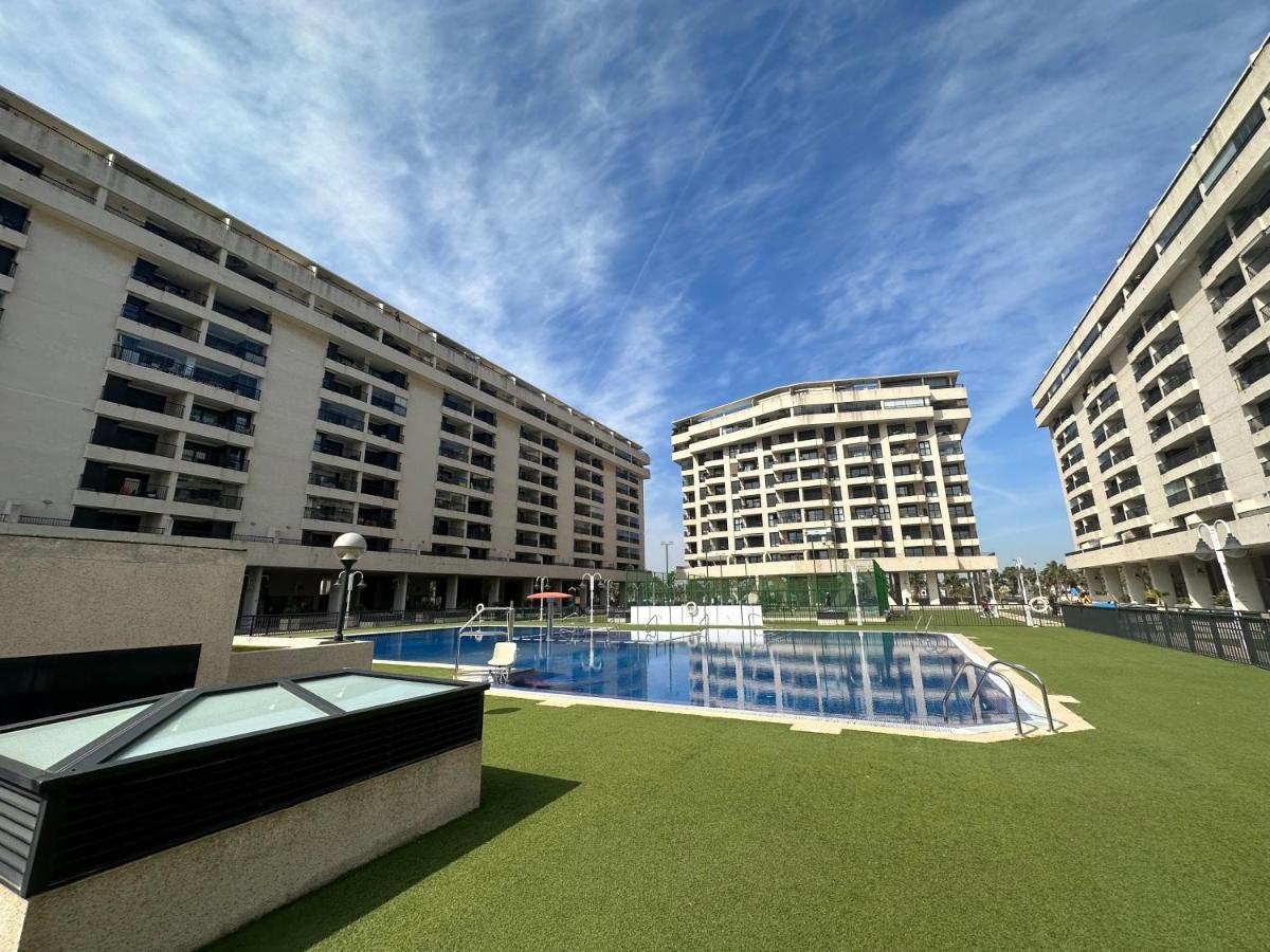 Апартаменти Sunny Patacona Seaview Валенсія Екстер'єр фото