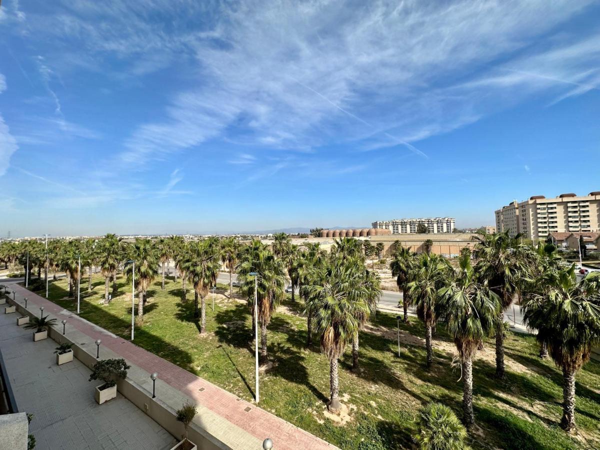 Апартаменти Sunny Patacona Seaview Валенсія Екстер'єр фото
