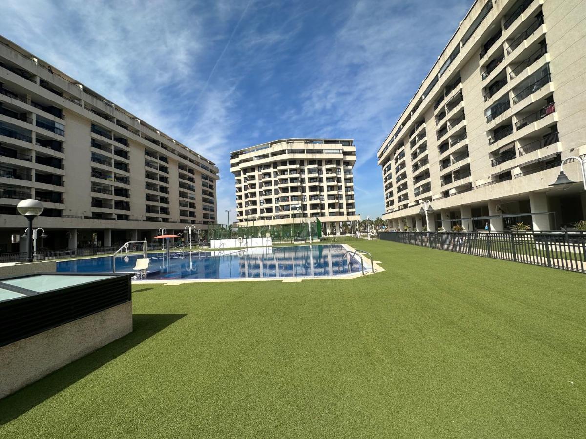 Апартаменти Sunny Patacona Seaview Валенсія Екстер'єр фото